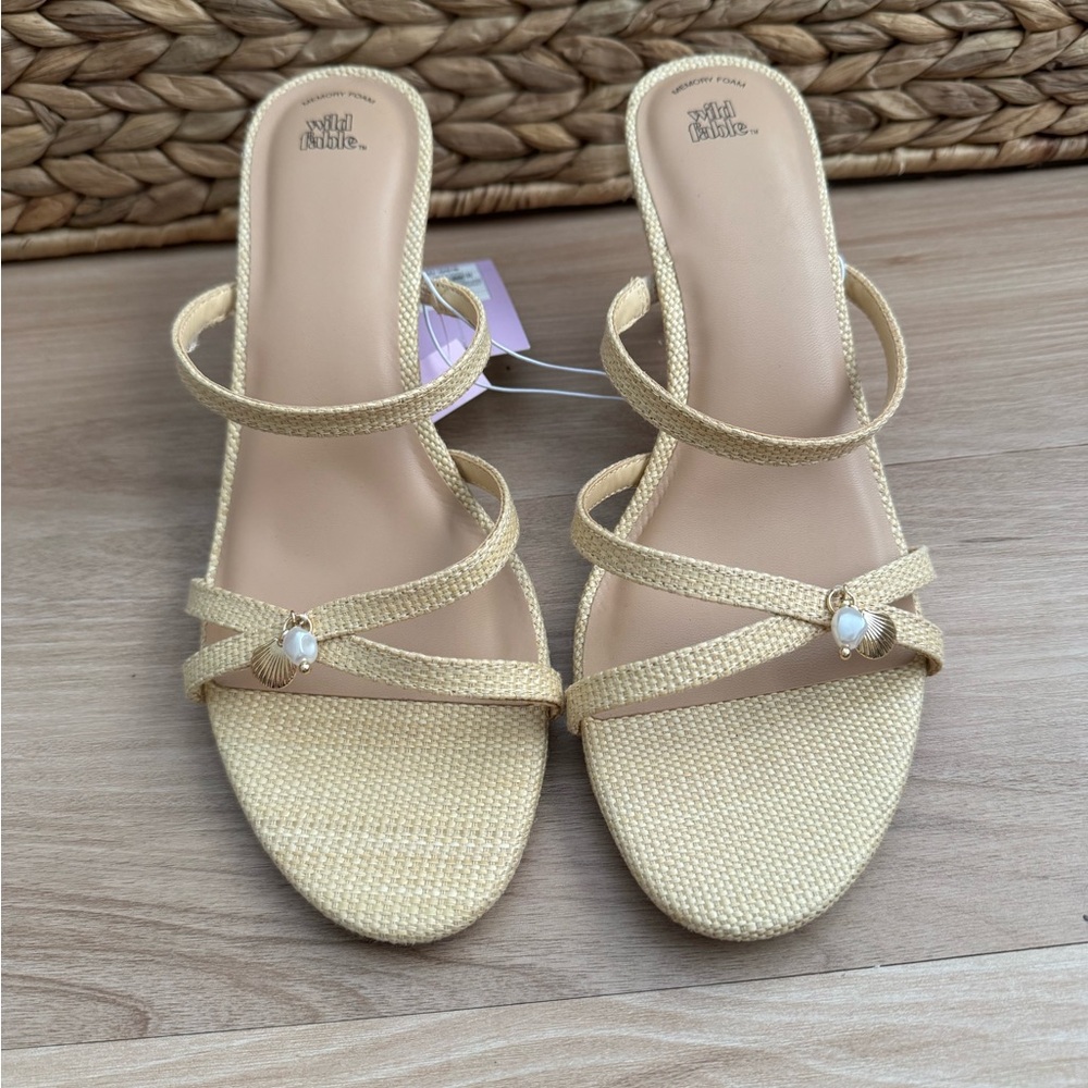 NWT! Wild Fable Brodie Strappy Raffia Charm Heels - Memory foam - Picture 2 of 14